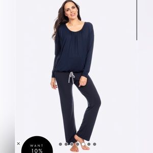 Seraphine maternity/nursing loungewear